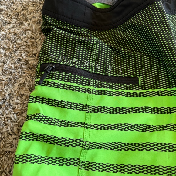 Men’s Green Rip Curl Boardshorts - Picture 3 of 8